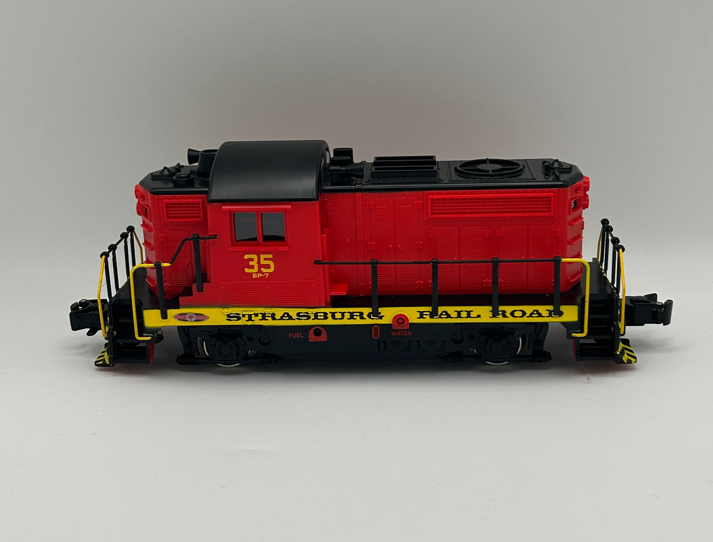 SRR #35 Powered Beep diesel Locomotive