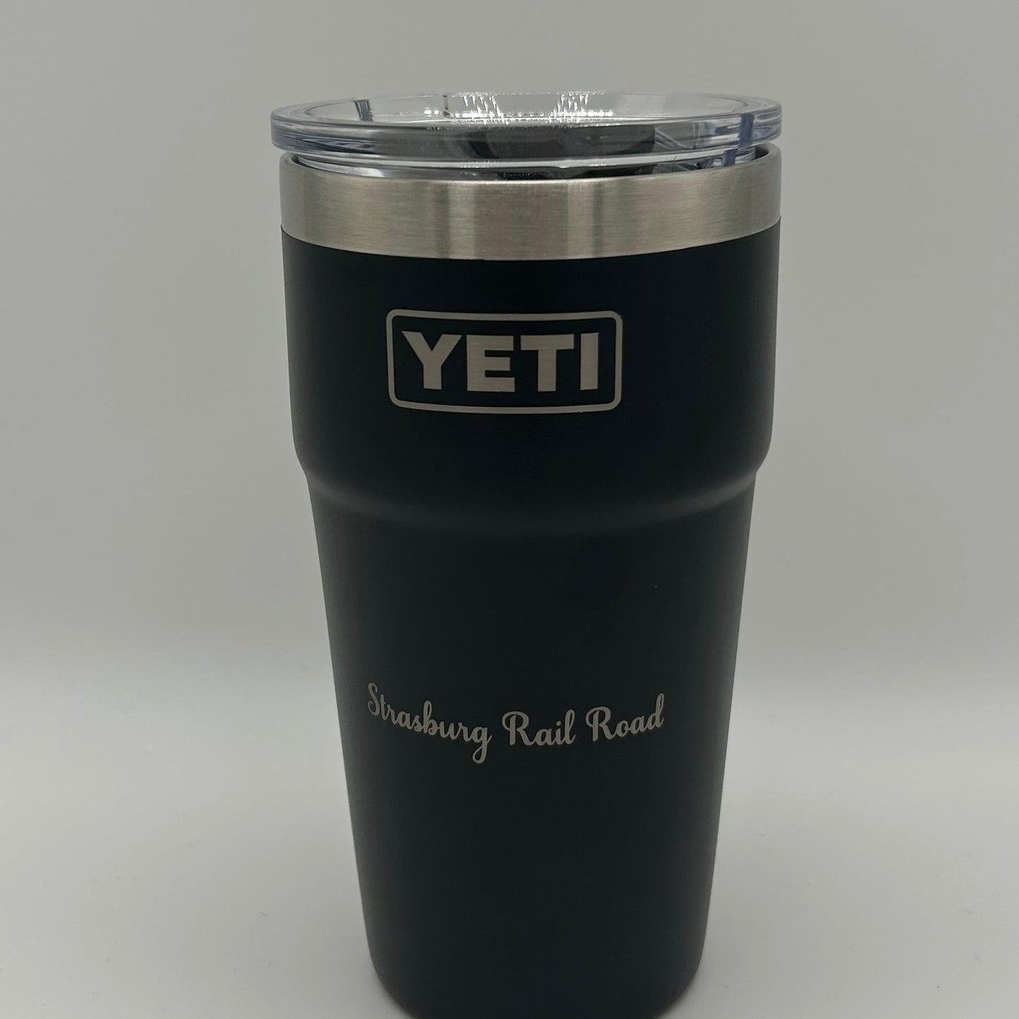 YETI - 20oz Ramble Tumbler - Black